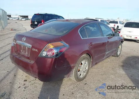 2010 Nissan Altima 2.5 S z USA, uszkodzony, nr VIN 1N4AL2AP9AC190535